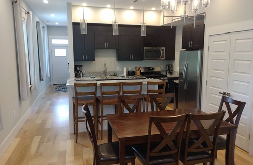 Chattanooga House | Spacious Modern Townhouse near Chattanooga Downtown Riverfront