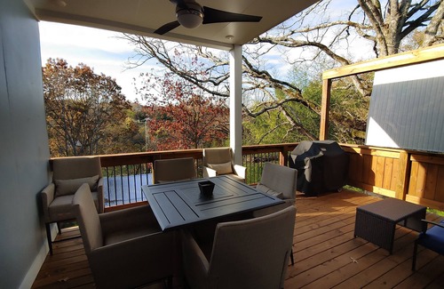 Chattanooga House | Spacious Modern Townhouse near Chattanooga Downtown Riverfront