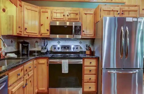 Blairsville Cabin | Spacious Mountain Cabin, Stellar Location!