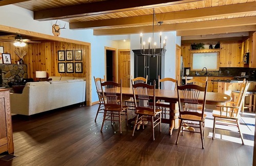 Cold Springs Cabin | Spacious mountain getaway near Pinecrest and Dodge Ridge with Starlink and AC!