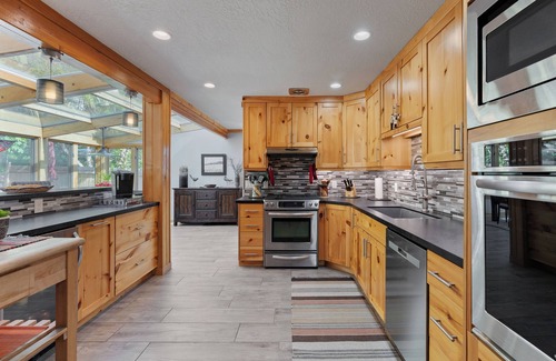 Mount Olympus House | Spacious MTN Retreat Near Ski Resorts, hot tub, home office, and Pet-Friendly
