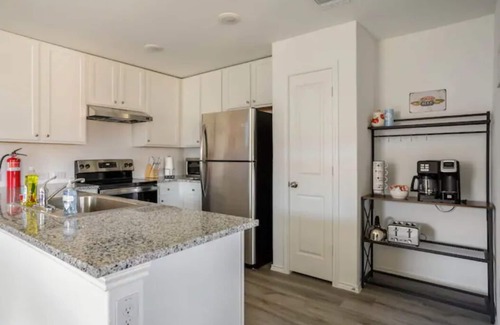 Southside House | Spacious, NEW Home with Gorgeous Edison Patio
