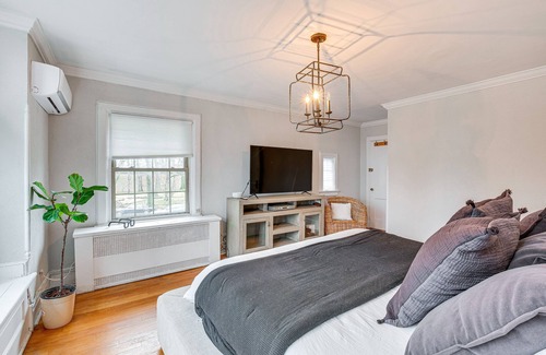 Weequahic House | Spacious New Jersey Home: Pool & Fire Pit!