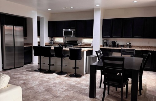 Litchfield Park House | Spacious New Remodeled Home in Goodyear