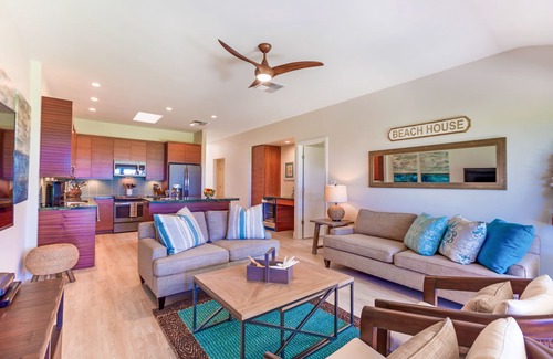 Historic Lahaina Front Street House | Spacious Newly Remodeled 4 Bdrm Oceanfront Unit in Premium Puamana Location