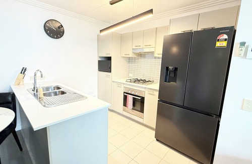 Chermside Apartment | Spacious Newly Renovated 3-Bedroom Apartment Opposite Westfield Chermside