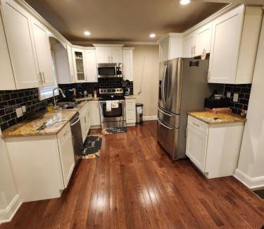 Church Street House | Spacious Newly Renovated Home