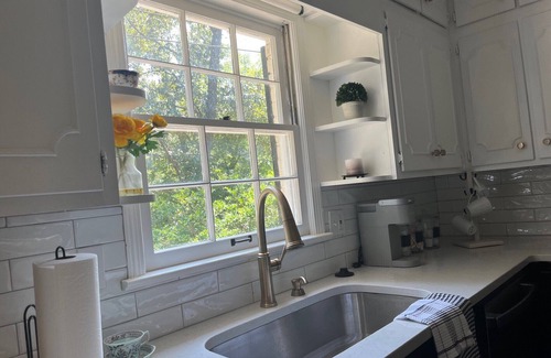 Tuscaloosa House | Spacious, newly updated, classic style close to UA campus. Sleeps 10