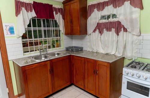 Castries Quarter Apartment | Spacious one bedroom apartment in a quiet Castries Suberb