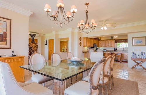 San Jose del Cabo Condo | Spacious Open Floor plan-3 Bedroom 3 Bath-New Pickle ball Courts