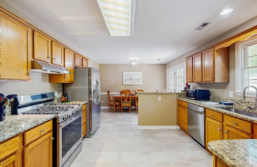 Bumpass House | Spacious pet friendly house w/private hot tub, patio, firepit & grill