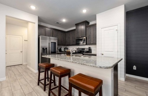 Fort Worth House | Spacious Pet Friendly - 7 Miles to Eagle Mountain Lake