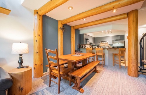 Upper Village Condo | Spacious | Pets | Hot tub | Walk to Blackcomb