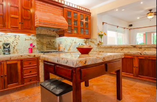 Puerto Aventuras House | Spacious, Private, Luxury Villa with Private Pool & 10 min. walk to the beach