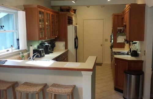 Saratoga Springs House | Spacious private home near Saratoga Lake w/access to clubhouse amenities.