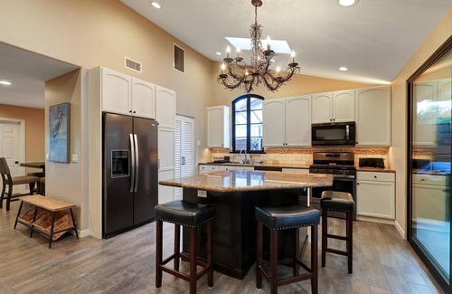 Point Loma Heights House | Spacious & Private, 5-BR, 3-BA, Hot Tub, Fire Pit, Free Cancellation