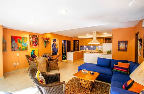 Las Glorias Condo | Spacious PV Condo Near Beach