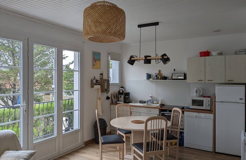 La Tranche-sur-Mer Apartment | Spacious quiet nest with garden near the sea