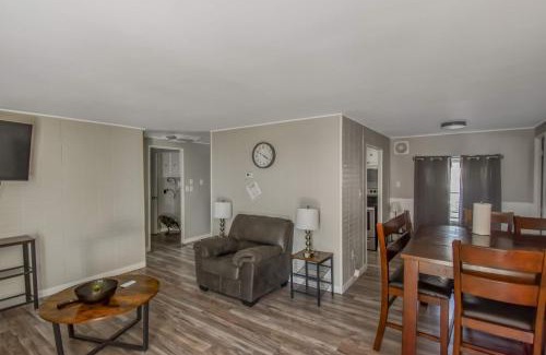 Federal Heights House | Spacious ranch on large lot near water world