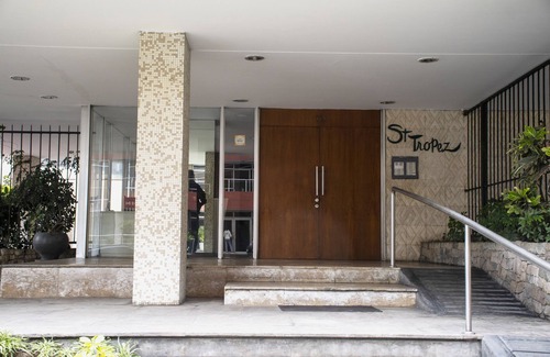 Miraflores Condo | Spacious remodeled condo w/all new furnishings in Miraflores Peru