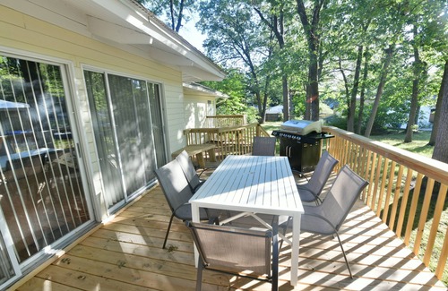 Traverse City House | Spacious, renovated 3 bedroom home in Traverse City
