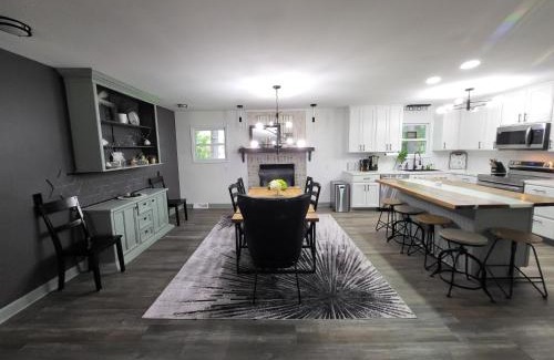 Kannapolis House | Spacious, Renovated, 5-bedroom Retreat, Near I-85