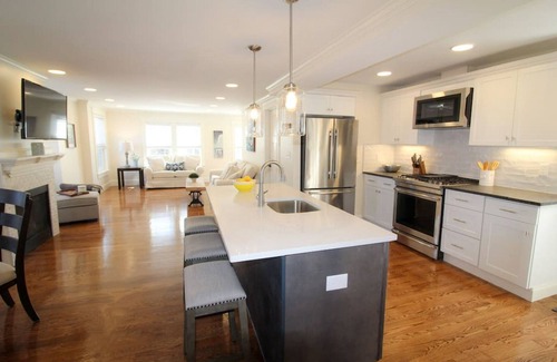 Somerville Condo | Spacious Renovated Home Minutes to City w/Parking
