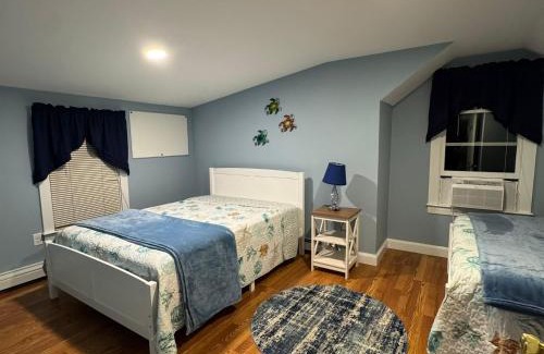 Sandwich House | SPACIOUS RENOVATED HOME in Historic Sandwich-MA CAPE COD