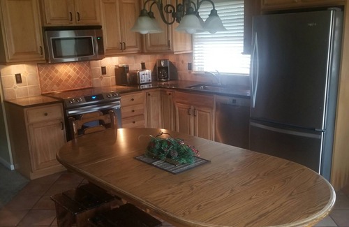 Thompsonville House | Spacious Resort Home on 10th Fairway - 6 Bedrooms, 3 Baths. GOLF, SKI, SPA
