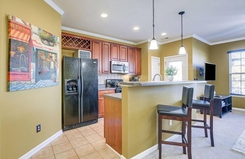Morrisville House | Spacious Retreat Near RDU ~ Pool, BBQ, Fast Wi-Fi & Easy Self Check-In