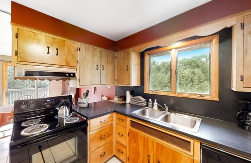 Joseph House | Spacious Retreat near Joseph & Wallowa River w/Free WiFi, Outdoor Games, & More