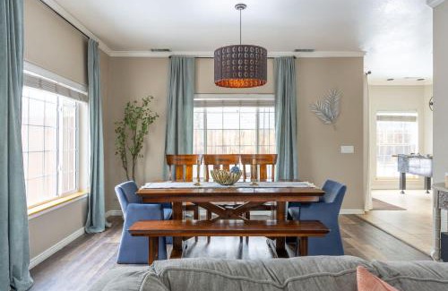 Ponderosa Trails House | Spacious retreat with 2 Master Suites Foosball&AC