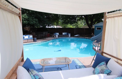 Oshkosh House | Spacious Retreat with Inground Pool - Perfect for EAA & Summer Getaways!
