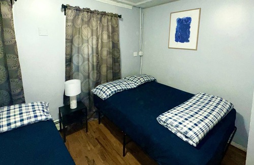 Ocean Hill House | Spacious Room