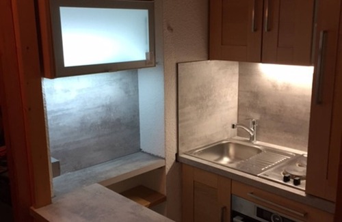 Montalbert Apartment | Spacious ski-in duplex, 6 pers, south-facing balcony