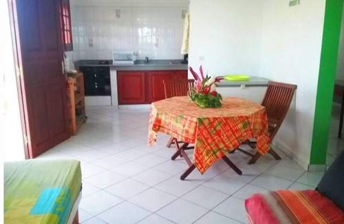 Capesterre-Belle-Eau House | Spacious self-catering cottages with lovely terrace and shared swimming pool, in a peaceful setting.