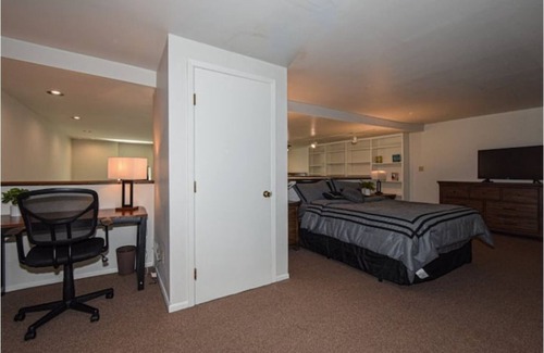 Racine House | Spacious second floor loft in Downtown Racine
