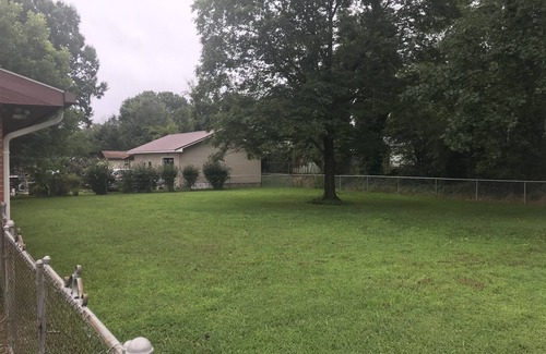 Cleveland House | Spacious Single-family King w/Big Shaded Yard