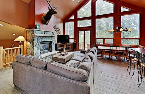 Warrior's Mark West House | Spacious Skier's Dream Mountain Home with WiFi, Deck & Private Hot Tub