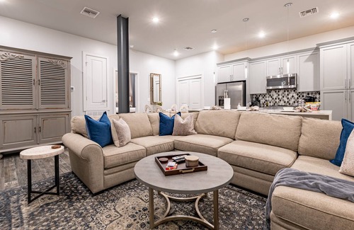Central Business District Condo | SPACIOUS | SKYLIGHT | NO WINDOWS IN ROOMS! PERFECT FOR SLEEPING AFTER A NIGHT OUT! | The Abita