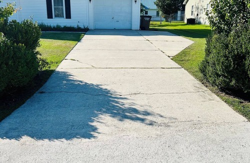 Piney Green House | Spacious Stay in Jacksonville – Minutes from Camp Lejeune & Beaches