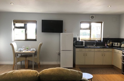 Bury St Edmunds Apartment | Spacious Studio Apartment