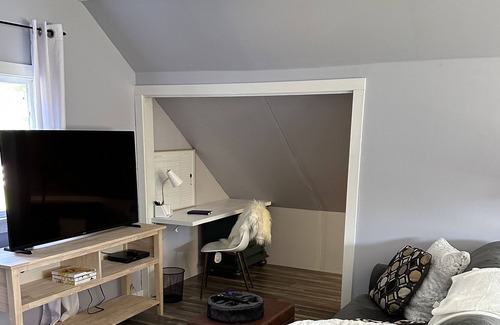 Wakefield Apartment | Spacious studio on a beautiful working horse farm