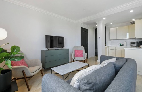 Palm Beach - West Palm Beach Condo | Spacious Studio - Tropical Tribeca. Pool, Minutes to Beach and Dining