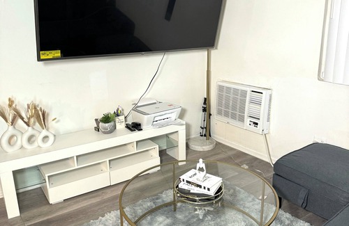 Rampart Village Apartment | Spacious Studio -Utilities Included-Parking-near Medical Center and DTLA