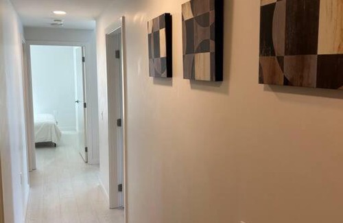 Mount Pleasant Apartment | Spacious & stylish 2 bedrooms condo