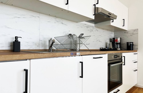 Ibbenbueren Apartment | Spacious & stylish apartment I home2share