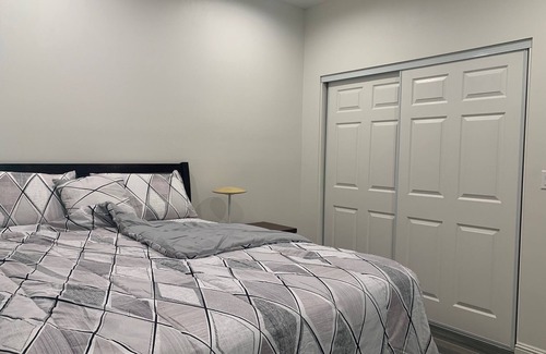 Garden Grove House | Spacious Suite in Orange County with 2 bedrooms and 2 bathrooms
