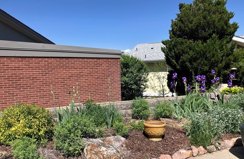 Lakewood House | Spacious Suite Mtn Views – Peaceful & Private