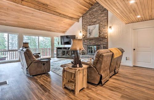 Worley House | Spacious Sun-Up Bay Cabin, 20 Min to Downtown CDA!